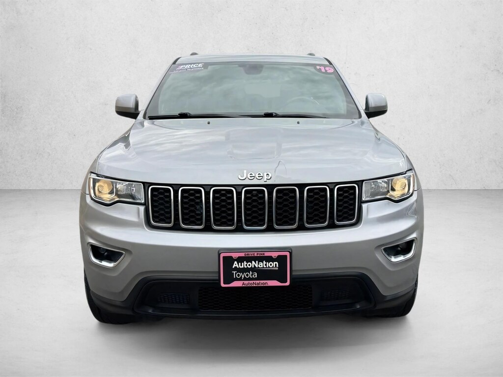 Used 2019 Jeep Grand Cherokee Laredo E Sport Utility