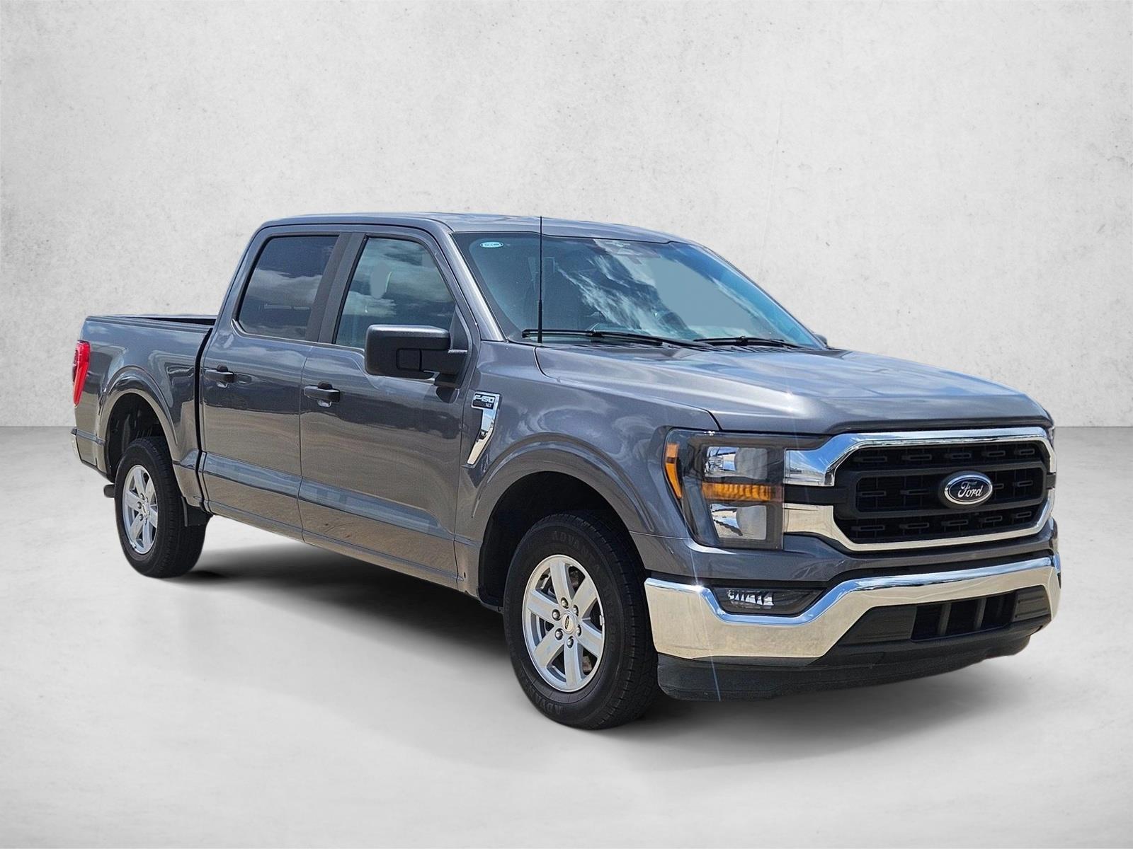 2023 Ford F-150 XLT photo 3