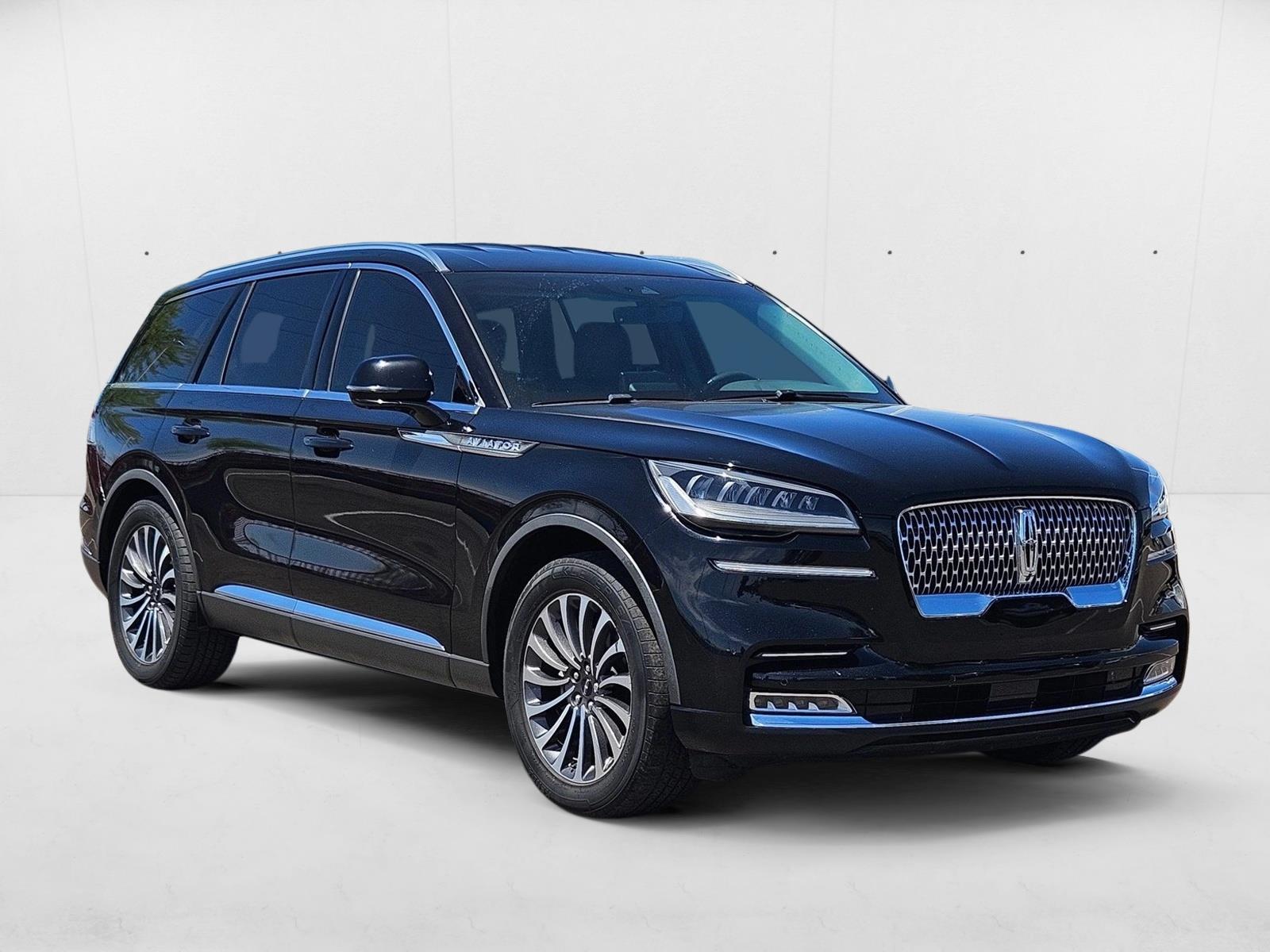 2020 Lincoln Aviator Reserve photo 3