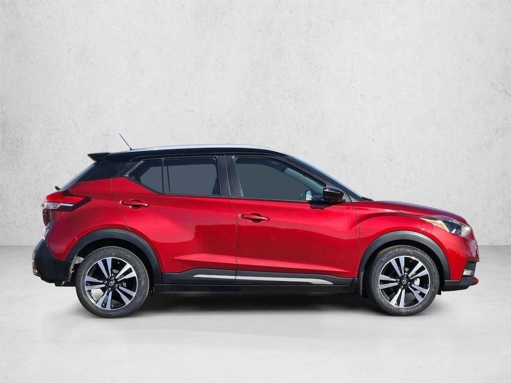 Used 2020 Nissan Kicks SR Sport Utility
