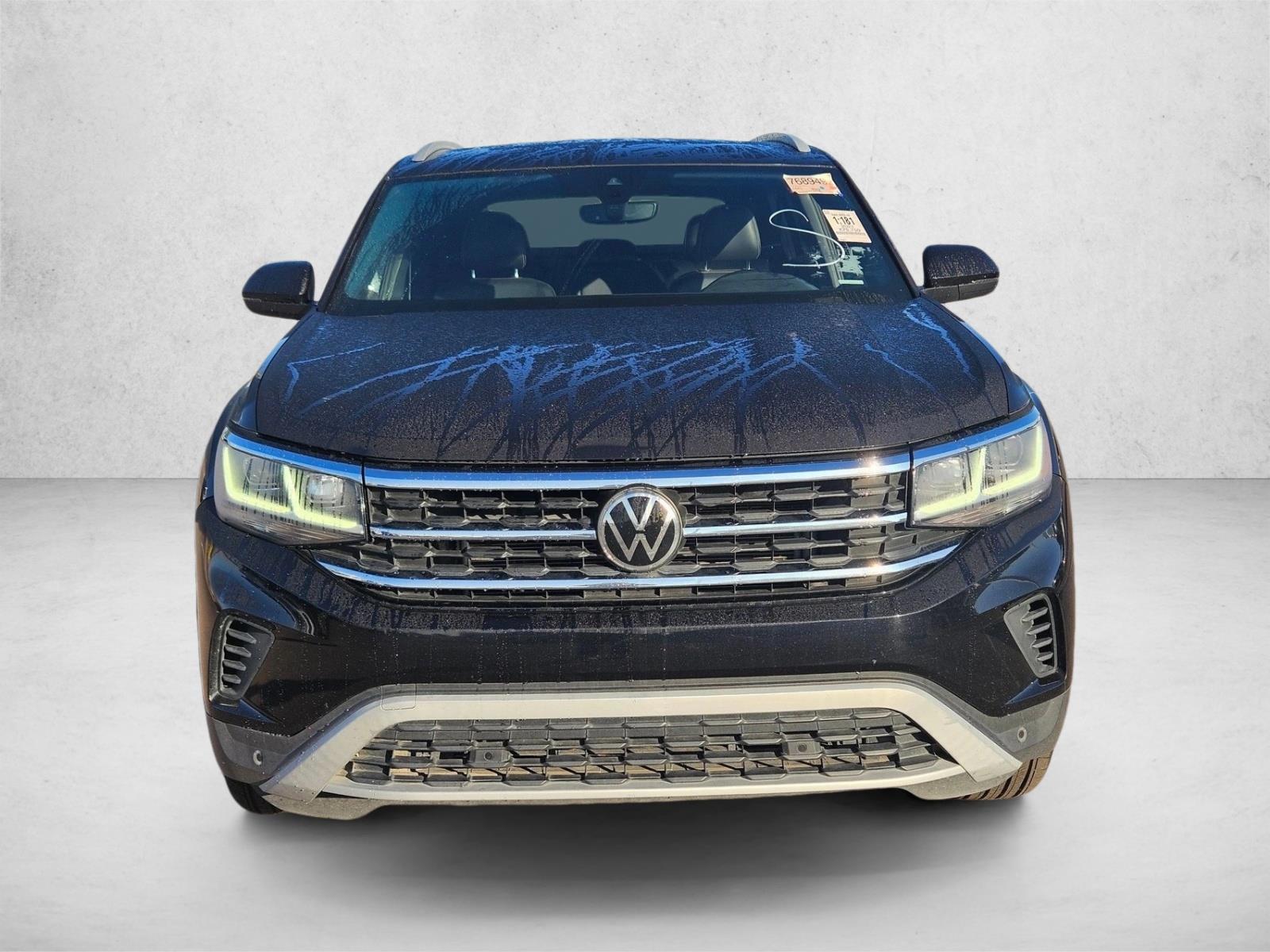 2021 Volkswagen Atlas Cross Sport V6 SEL photo 2