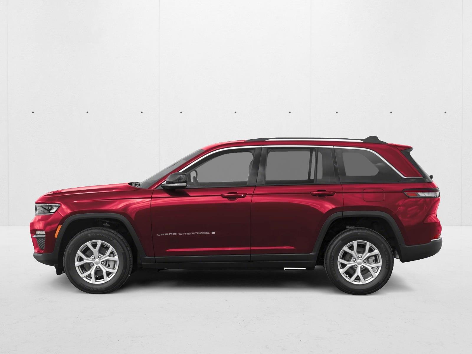 2025 Jeep Grand Cherokee Laredo Altitude photo 3