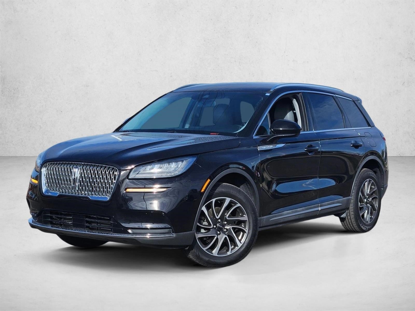 2021 Lincoln Corsair Base's photo