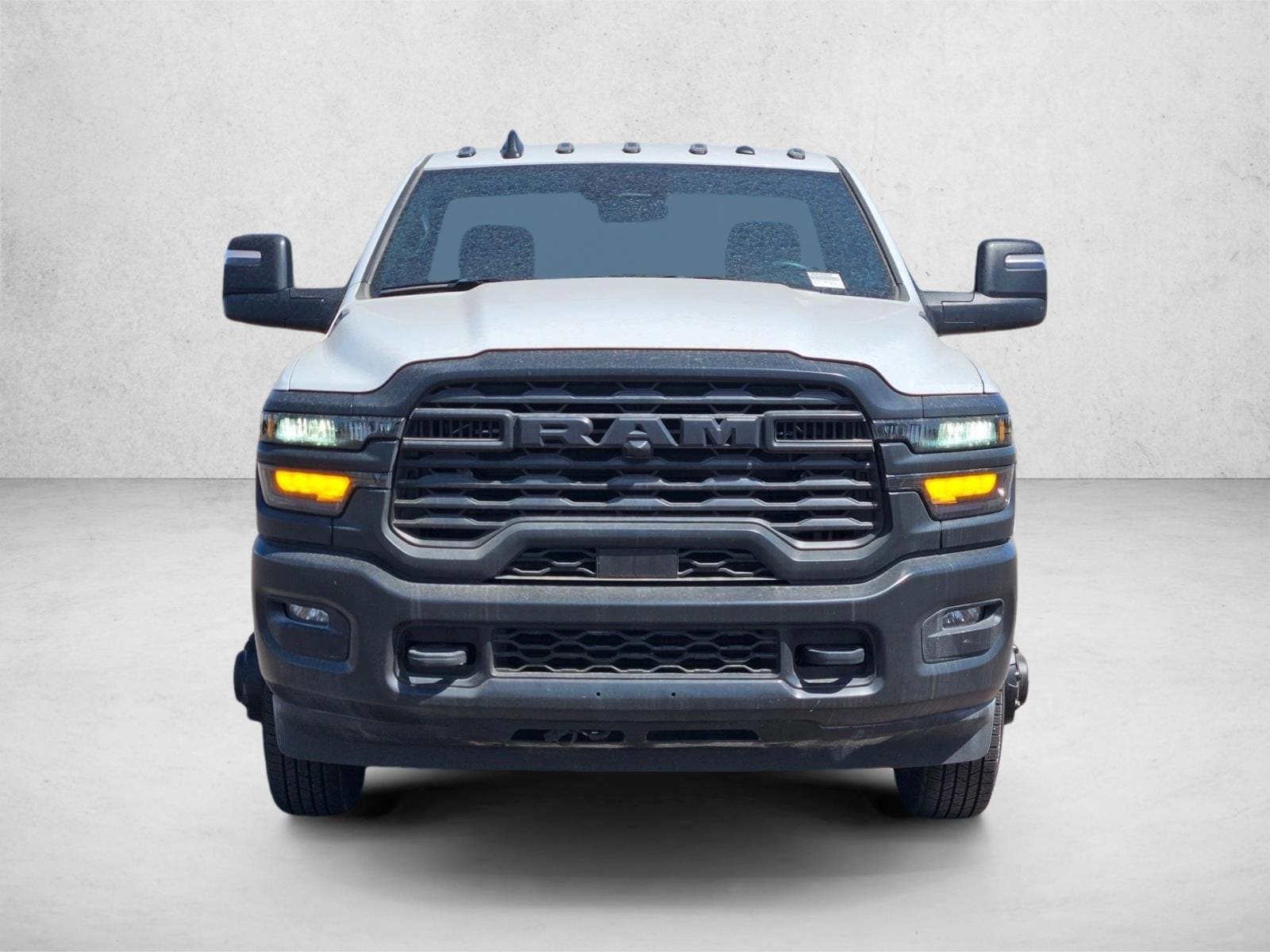 2025 RAM 3500 Chassis Tradesman - Photo 6