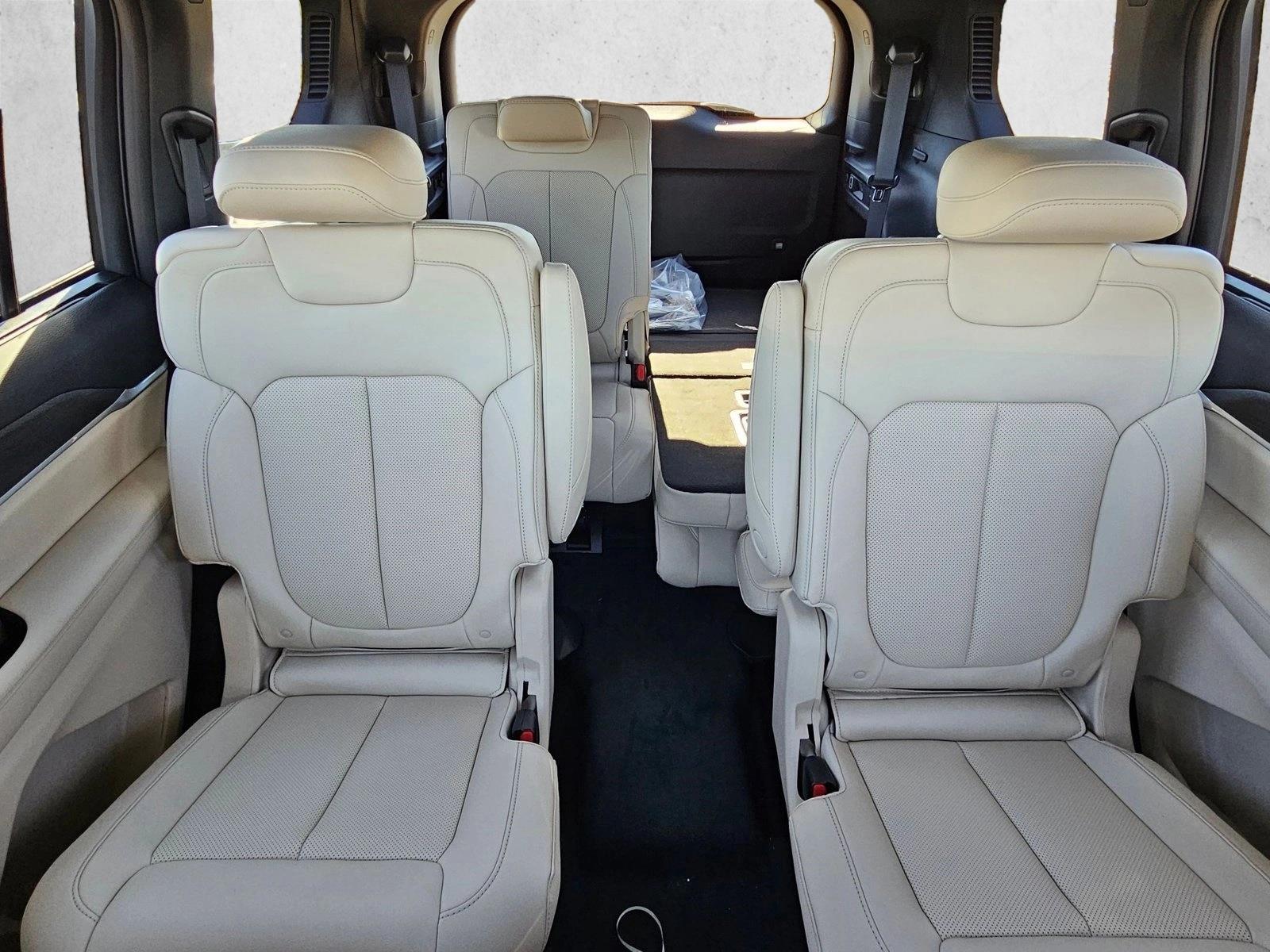 2025 Jeep Grand Cherokee L Limited - Photo 16