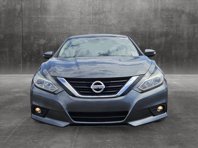 Used 2018 Nissan Altima SL with VIN 1N4AL3AP4JC189105 for sale in Phoenix, AZ