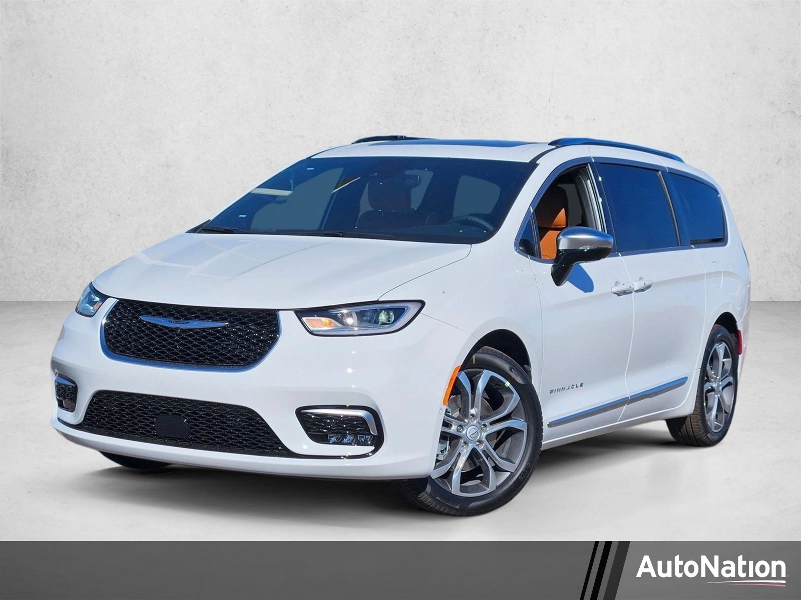 2026 Chrysler Pacifica Pinnacle's photo