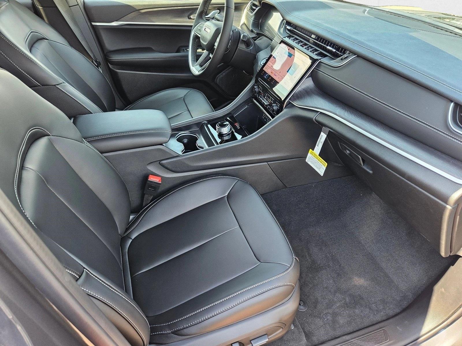 2025 Jeep Grand Cherokee Limited - Photo 16