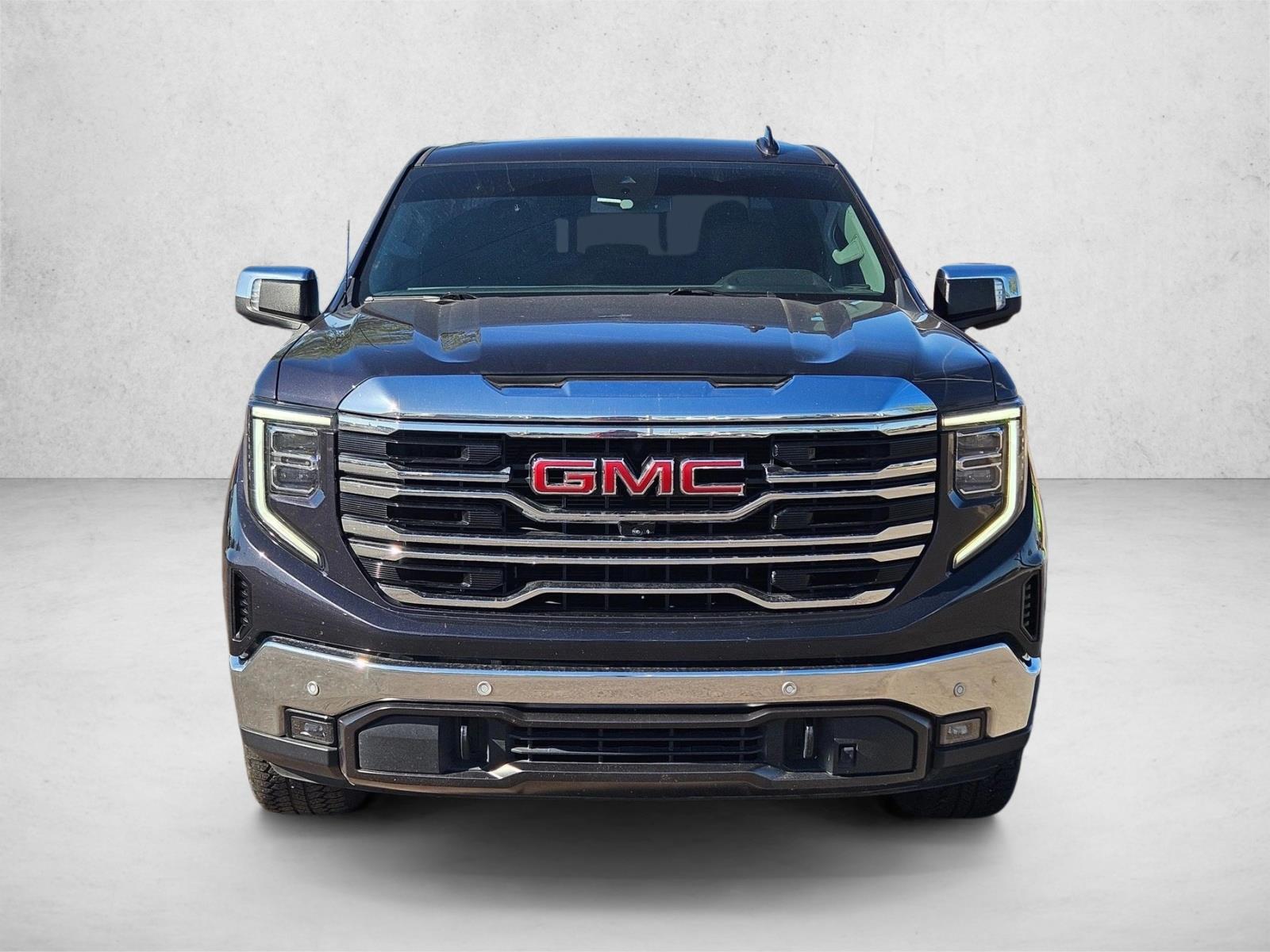 2024 Gmc Sierra 1500 SLT photo 2