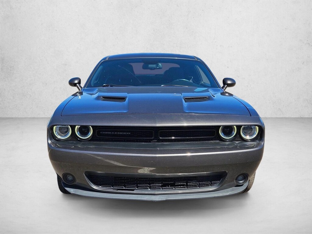 Used 2016 Dodge Challenger SXT 2dr Car