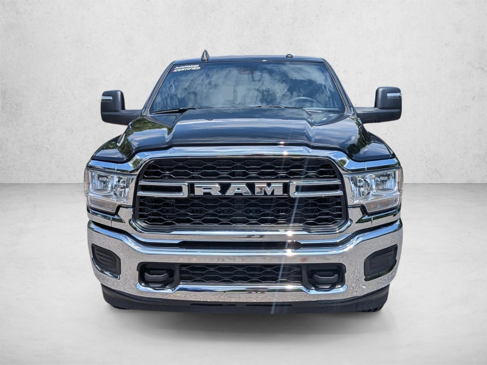 2024 Ram 2500 Tradesman photo 2