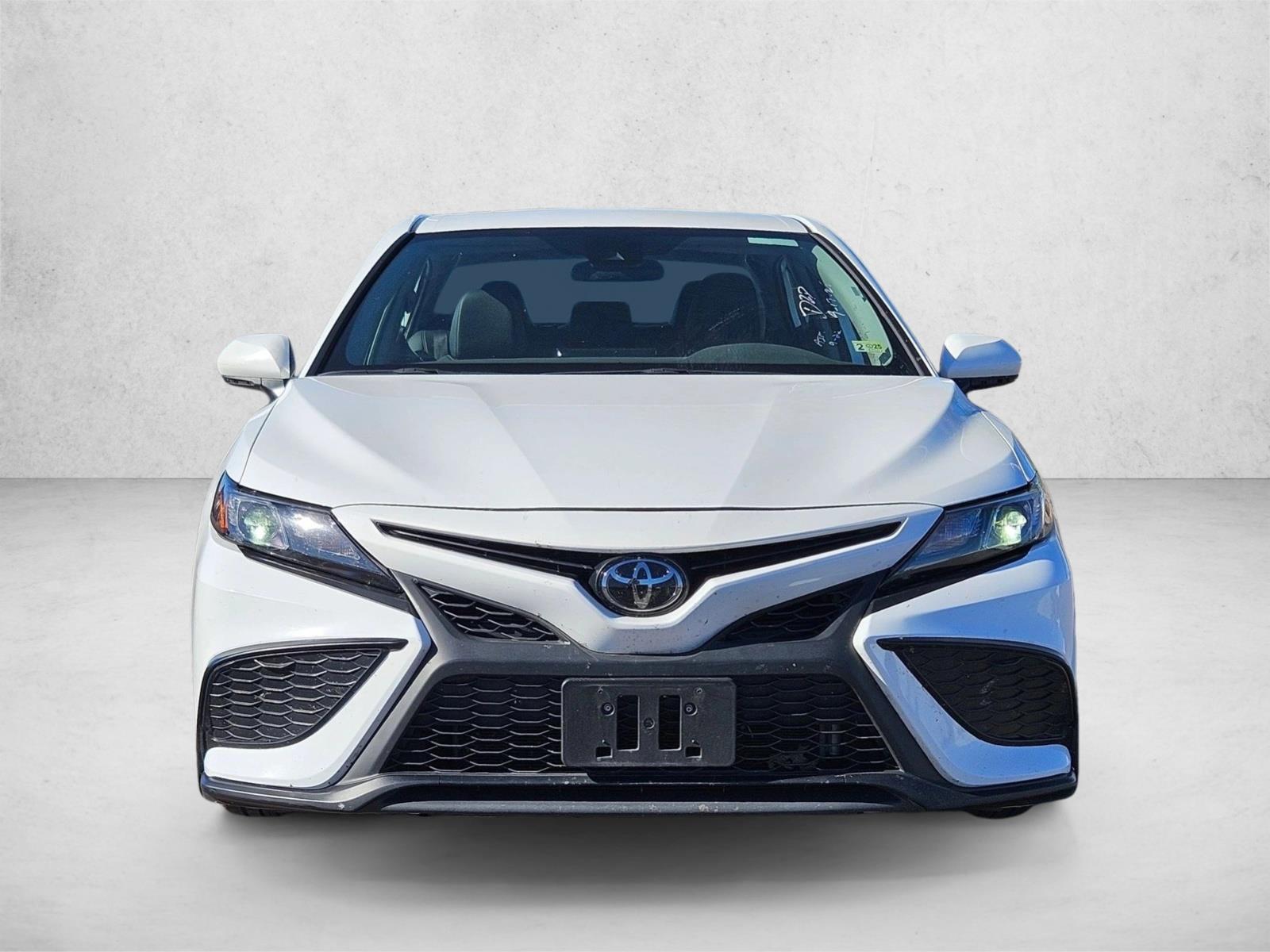 2024 Toyota Camry SE photo 2