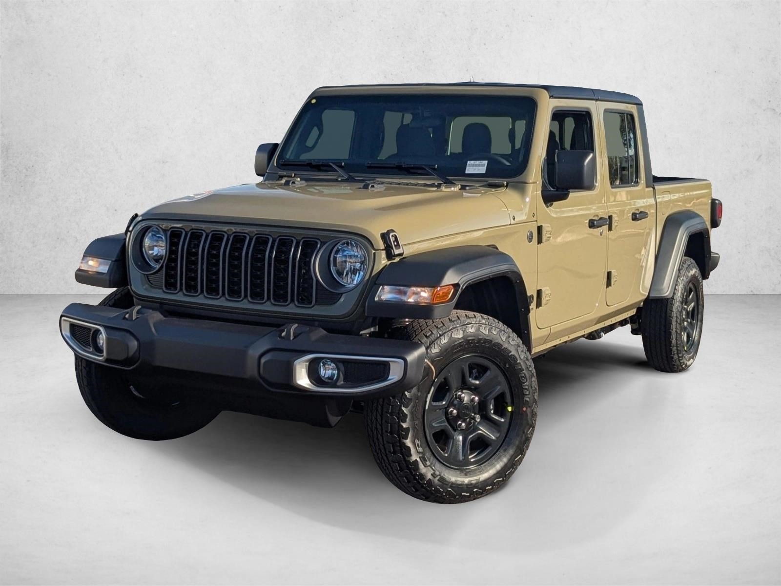 2026 Jeep Gladiator Sport's photo