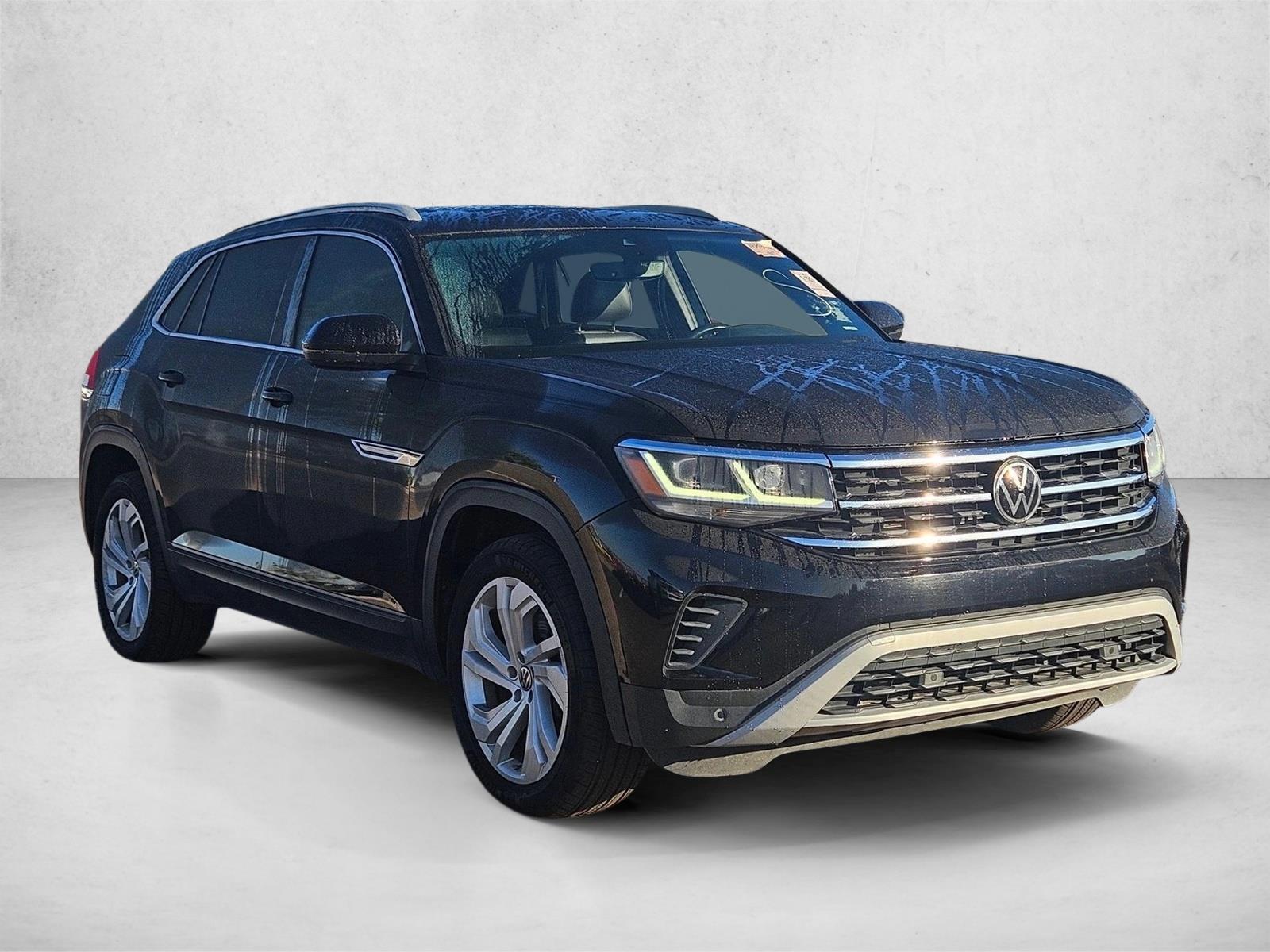 2021 Volkswagen Atlas Cross Sport V6 SEL photo 3