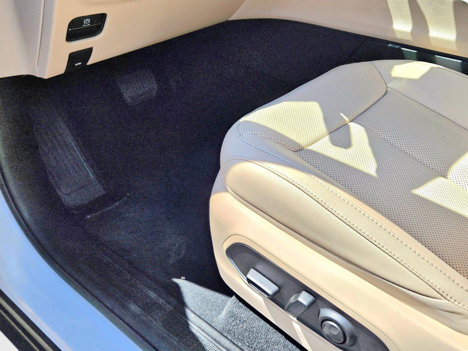2025 Jeep Grand Cherokee Limited photo 4