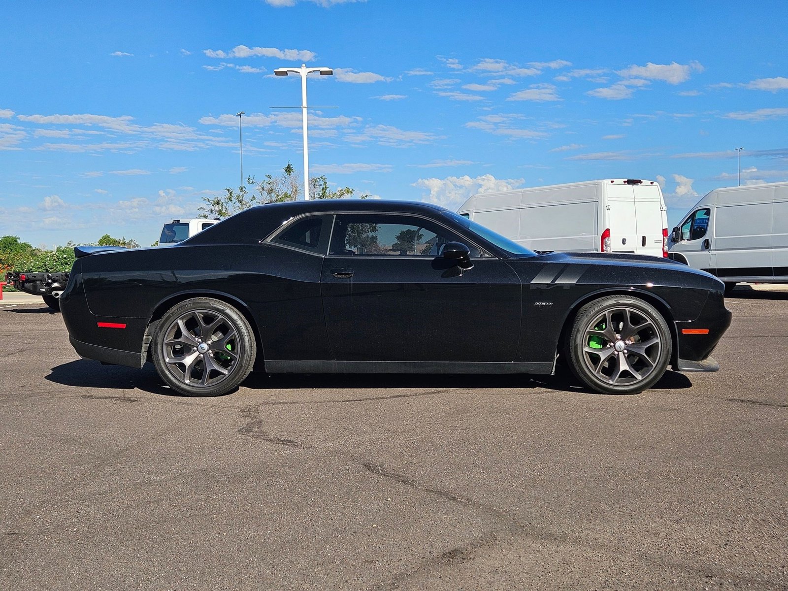 2019 Dodge Challenger R/T photo 2