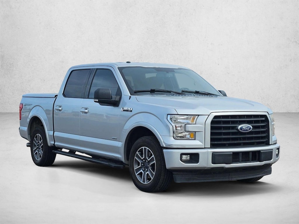 Used 2017 Ford F-150 XLT Crew Cab Pickup