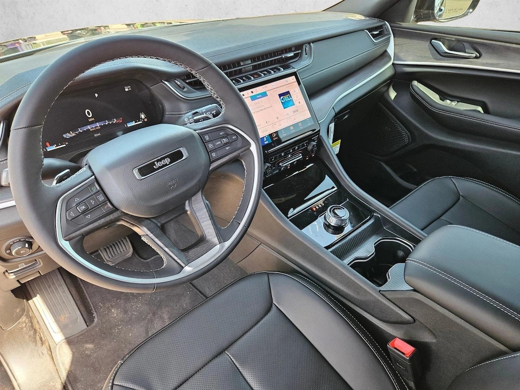 New 2025 Jeep Grand Cherokee Limited SUV