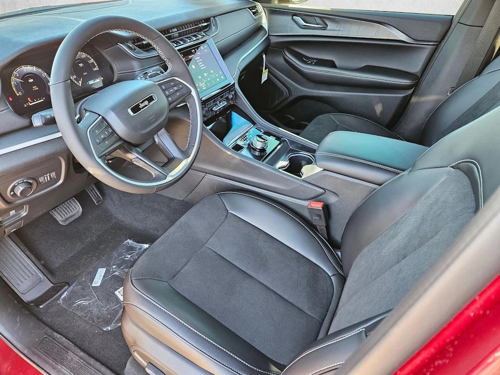 New 2025 Jeep Grand Cherokee Altitude X SUV