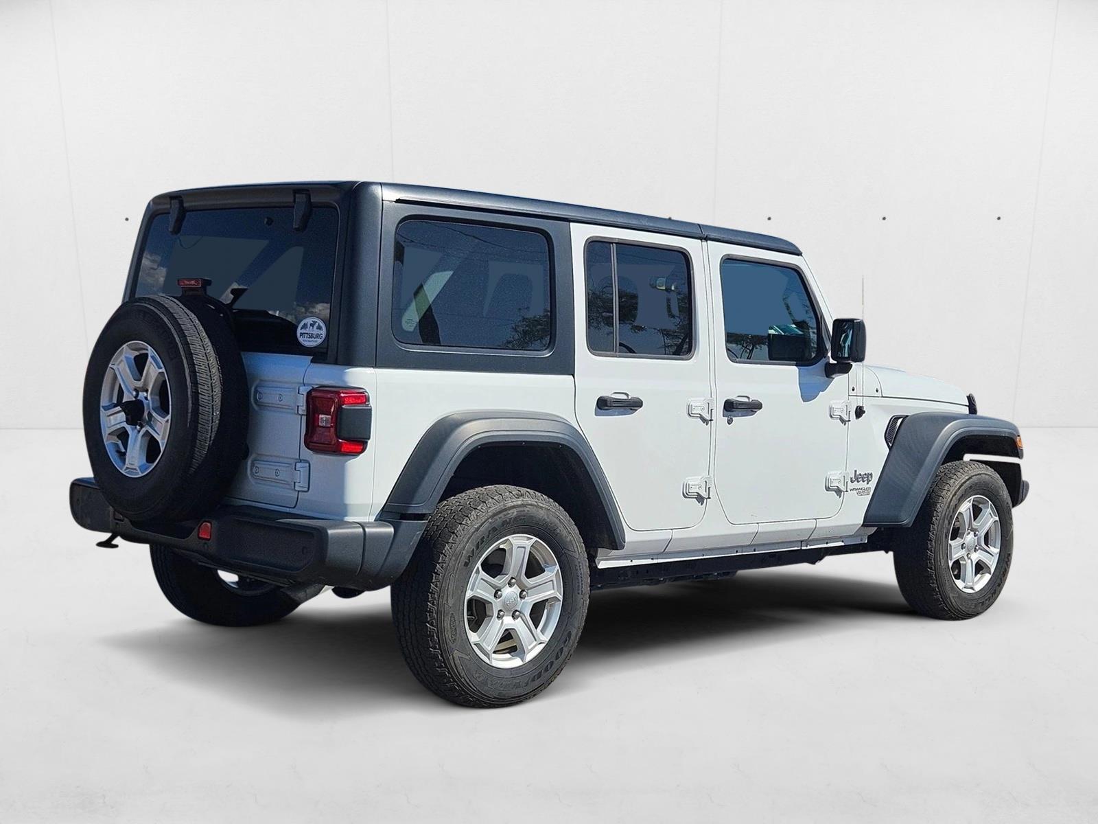 2018 Jeep Wrangler Sport S photo 4