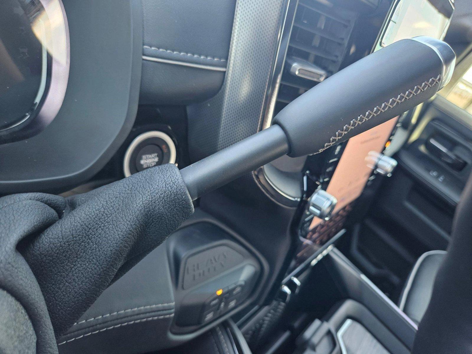 2025 RAM 2500 Limited - Photo 9