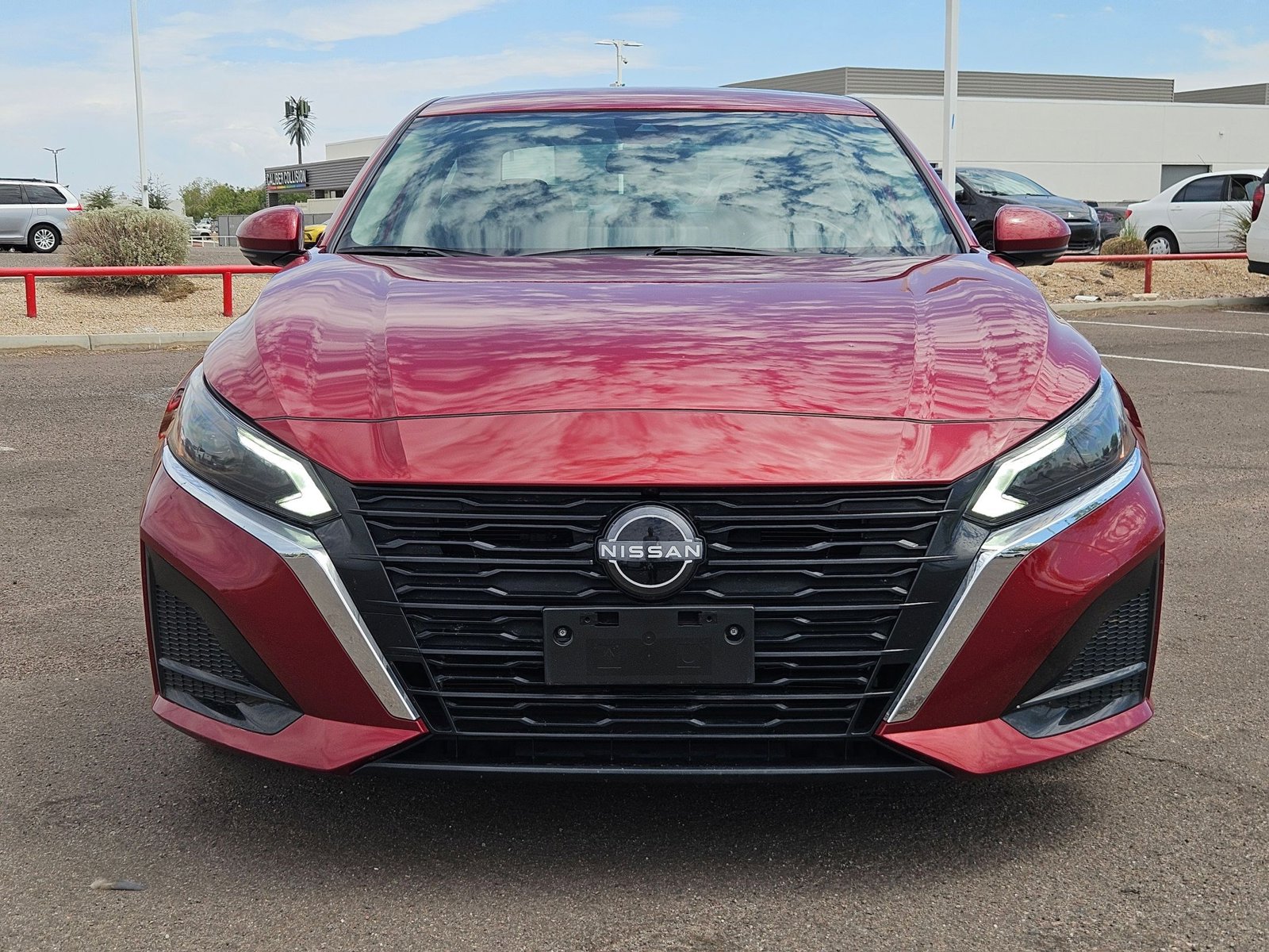 2023 Nissan Altima 2.5 SL photo 2