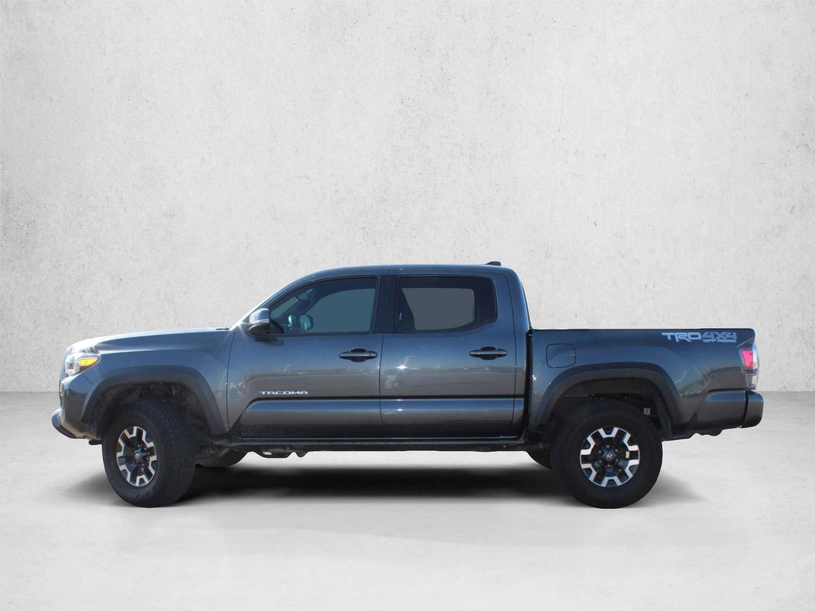 2021 Toyota Tacoma TRD photo 2