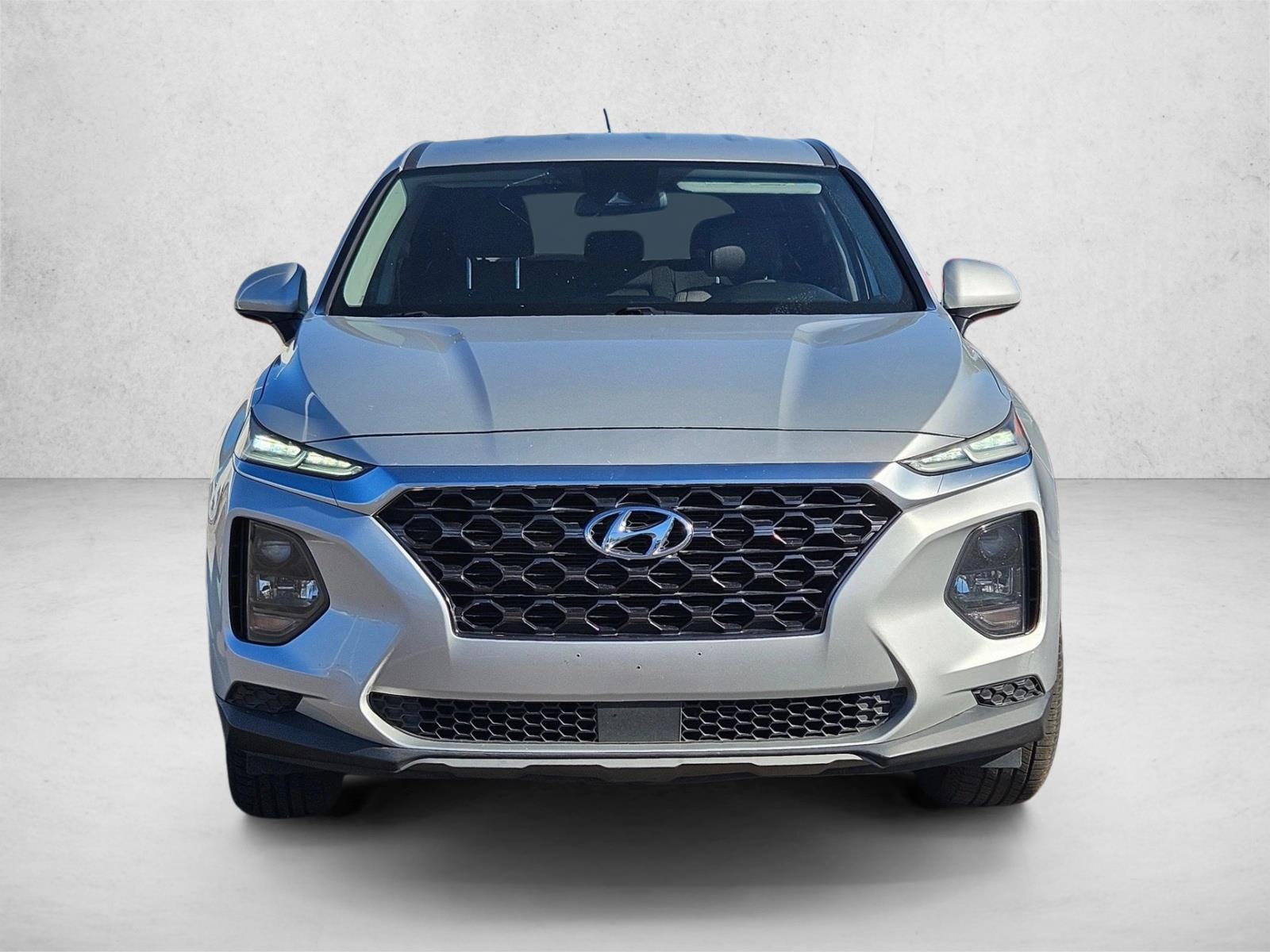2020 Hyundai Santa Fe SE Sport photo 2