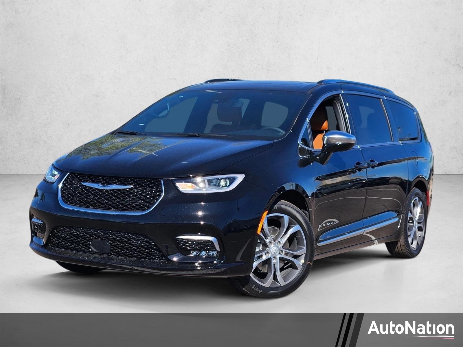 2026 Chrysler Pacifica Pinnacle's photo