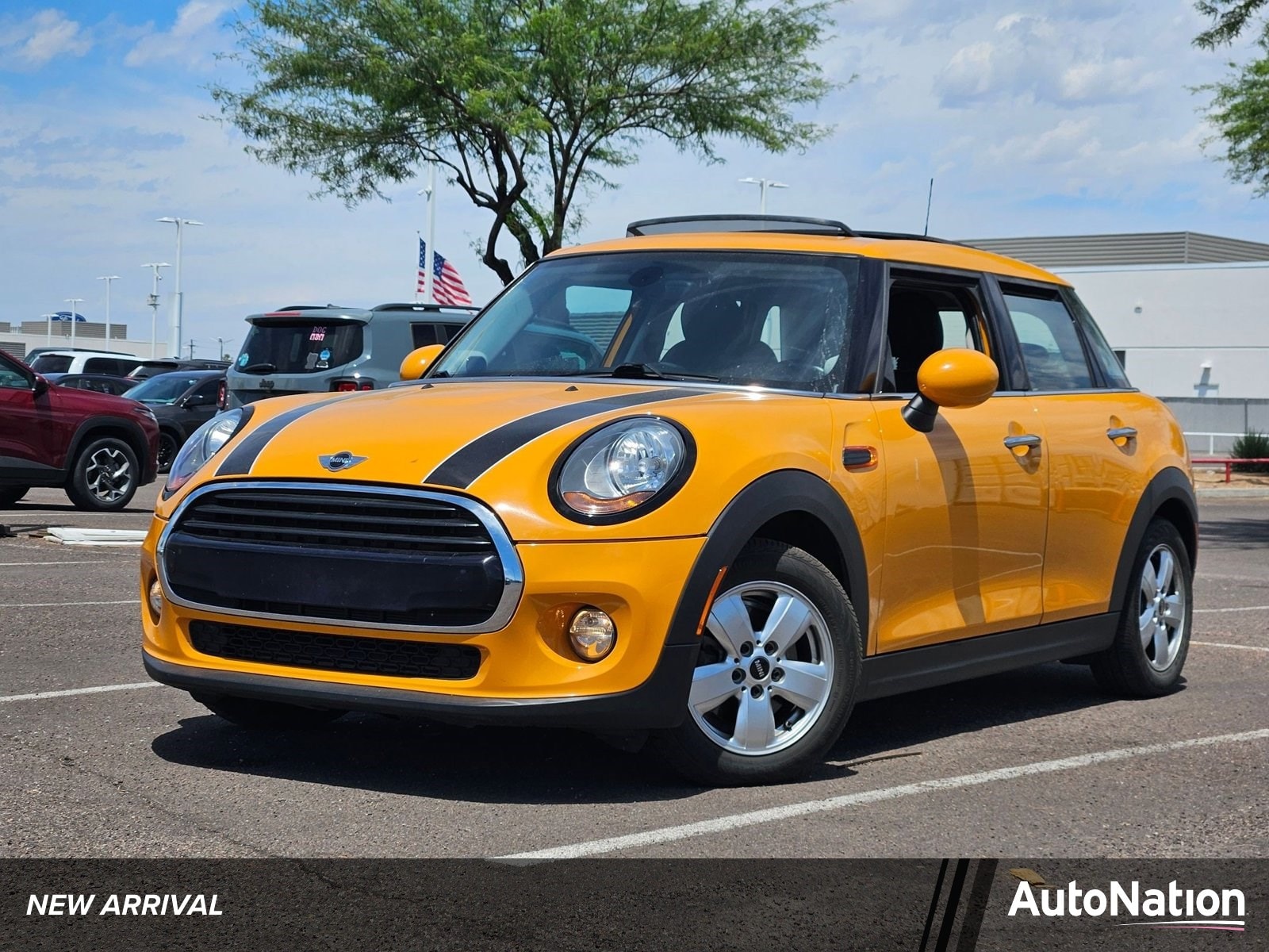 2016 MINI Cooper - 4 Door's photo