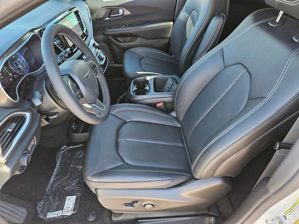 New 2026 Chrysler Voyager LX Van Passenger Van