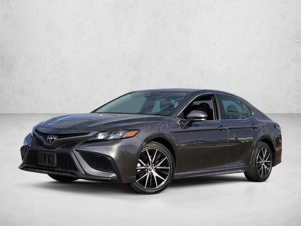 Used 2024 Toyota Camry SE 4dr Car