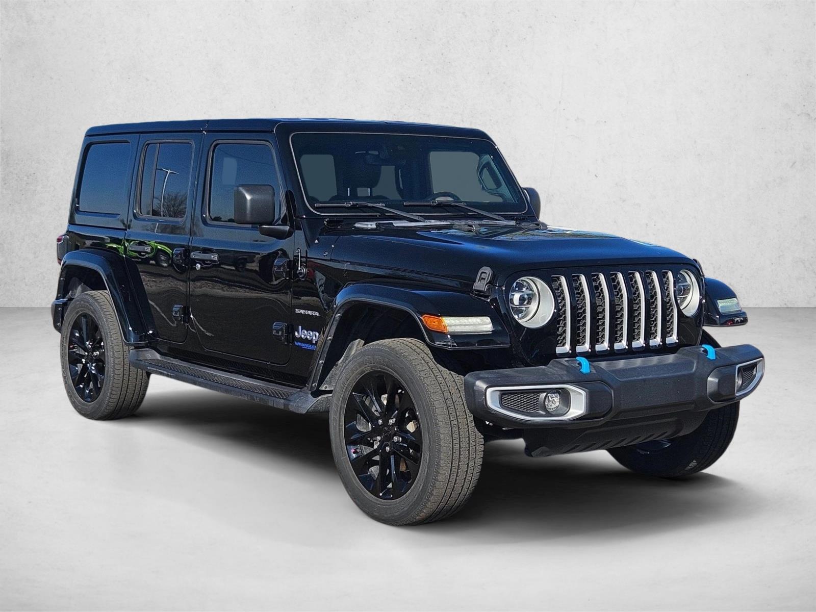 2022 Jeep Wrangler 4xe Unlimited Sahara Sport photo 3