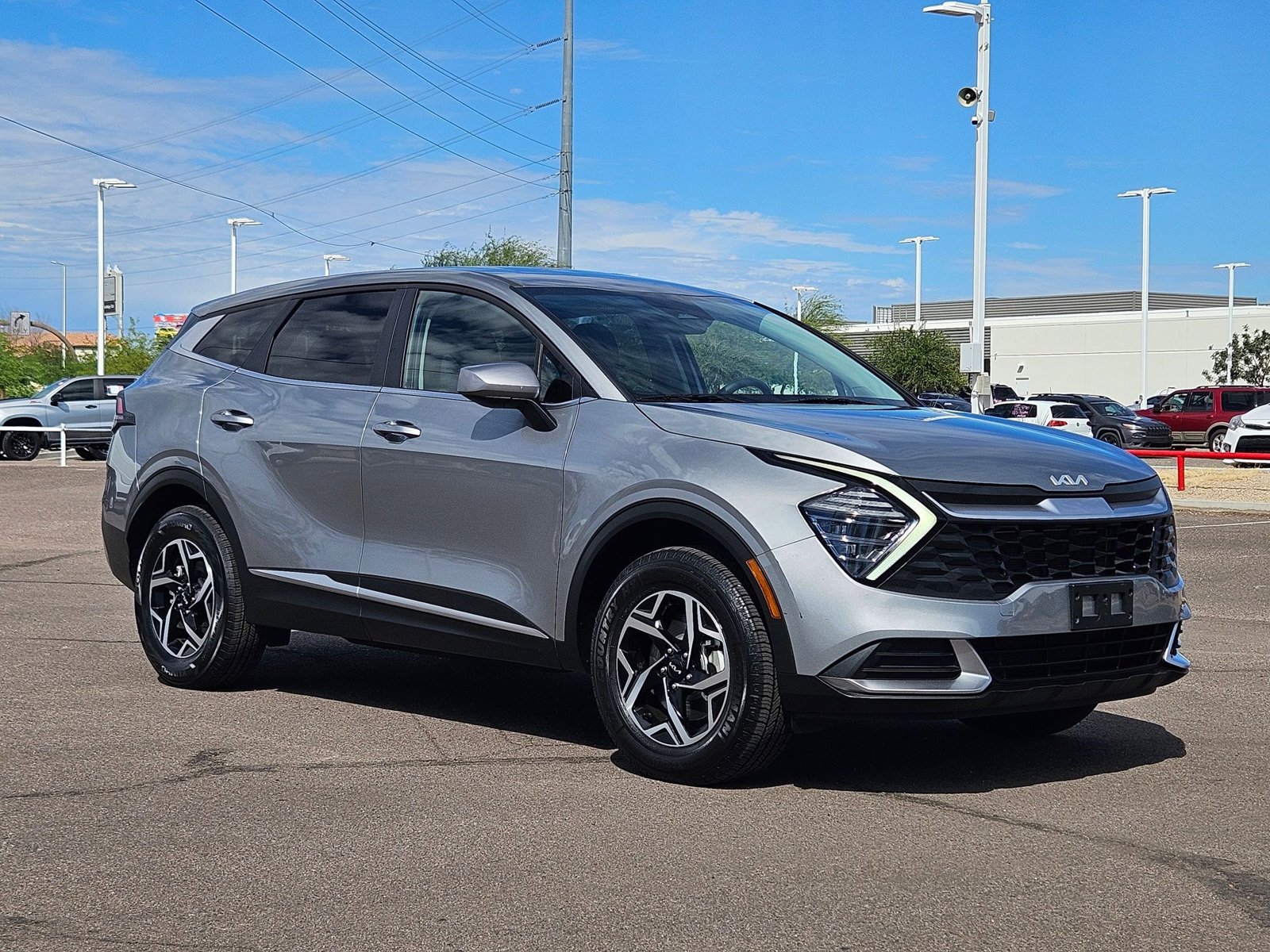2024 Kia Sportage LX photo 3