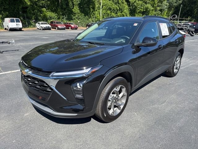 2026 Chevrolet Trax LT's photo