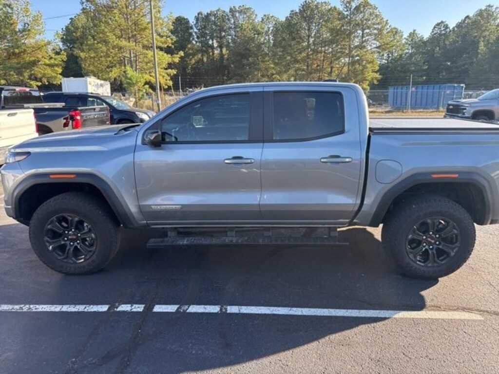 Used 2025 GMC Canyon Elevation Truck