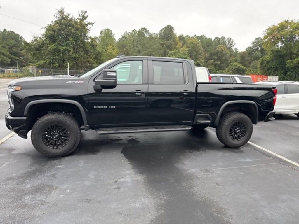 Used 2024 Chevrolet Silverado 2500 HD ZR2 Truck