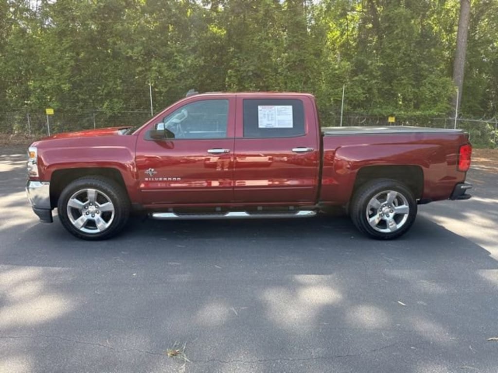 Used 2017 Chevrolet Silverado 1500 LT Truck