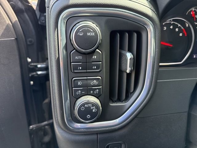 2021 Chevrolet Silverado 1500 RST - Photo 12