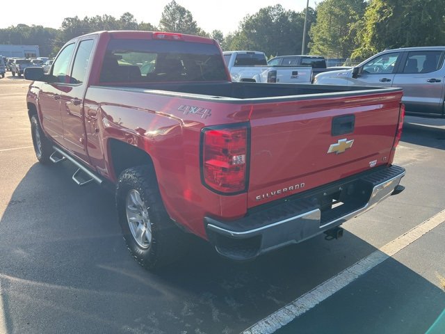 Used 2018 Chevrolet Silverado 1500 LT with VIN 1GCVKREC2JZ186130 for sale in Fayetteville, NC