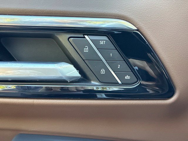 2026 Chevrolet Suburban High Country - Photo 10