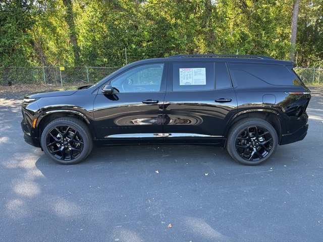 2024 Chevrolet Traverse RS photo 2