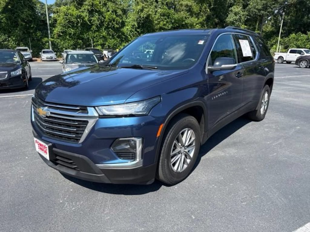 Used 2023 Chevrolet Traverse LT Cloth SUV