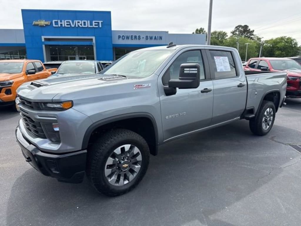 Used 2025 Chevrolet Silverado 2500 HD Custom Truck