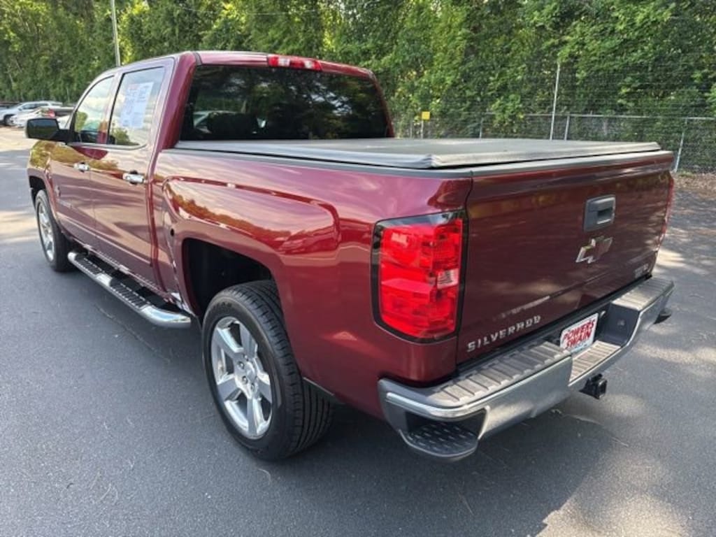 Used 2017 Chevrolet Silverado 1500 LT Truck