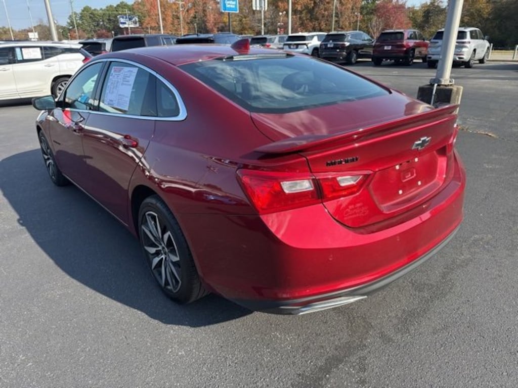 Used 2025 Chevrolet Malibu RS Car