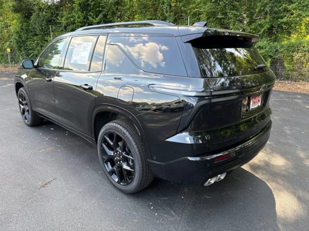 Used 2026 Chevrolet Traverse RS SUV