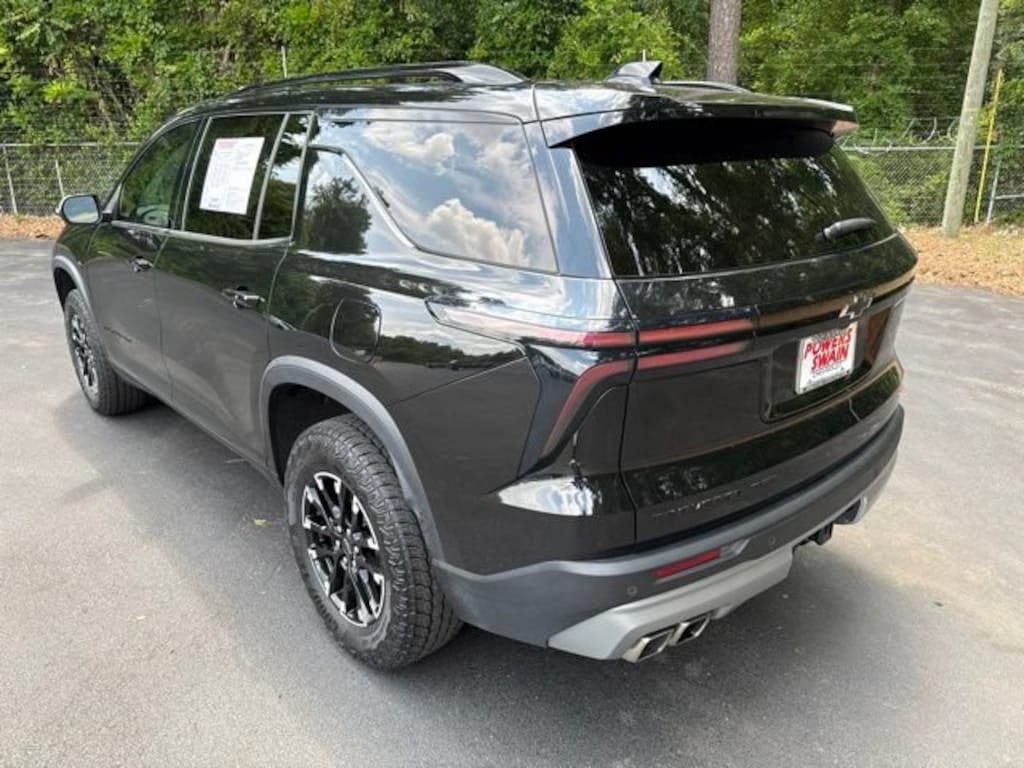 Used 2024 Chevrolet Traverse Z71 SUV