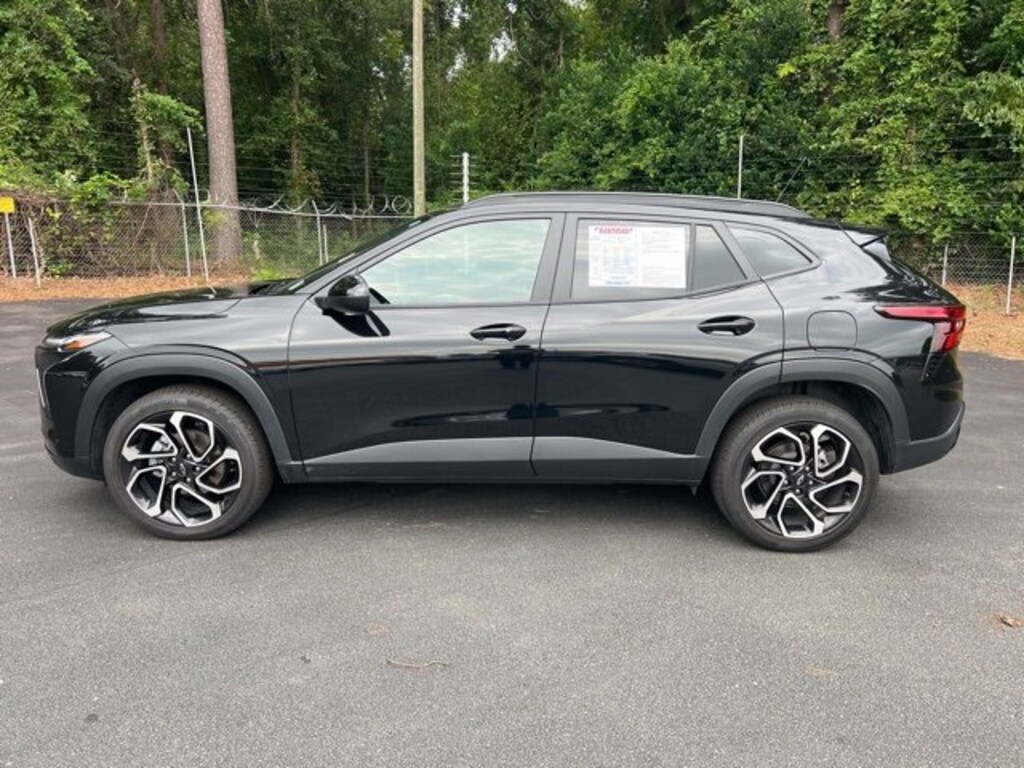 Used 2024 Chevrolet Trax For Sale at Powers Swain Chevrolet VIN KL77LJE25RC009226