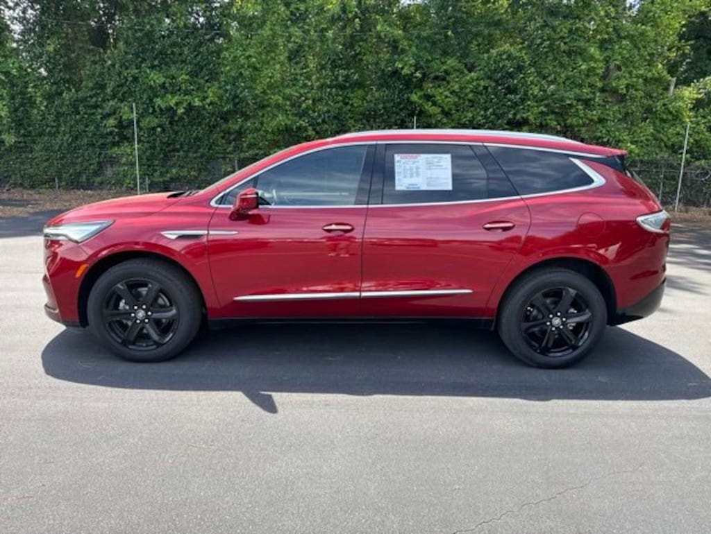 Used 2024 Buick Enclave Essence SUV